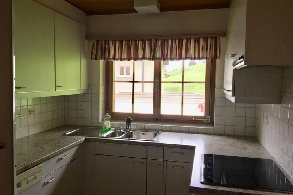Ferienwohnung Uf Z'Enisch Клостерс Экстерьер фото