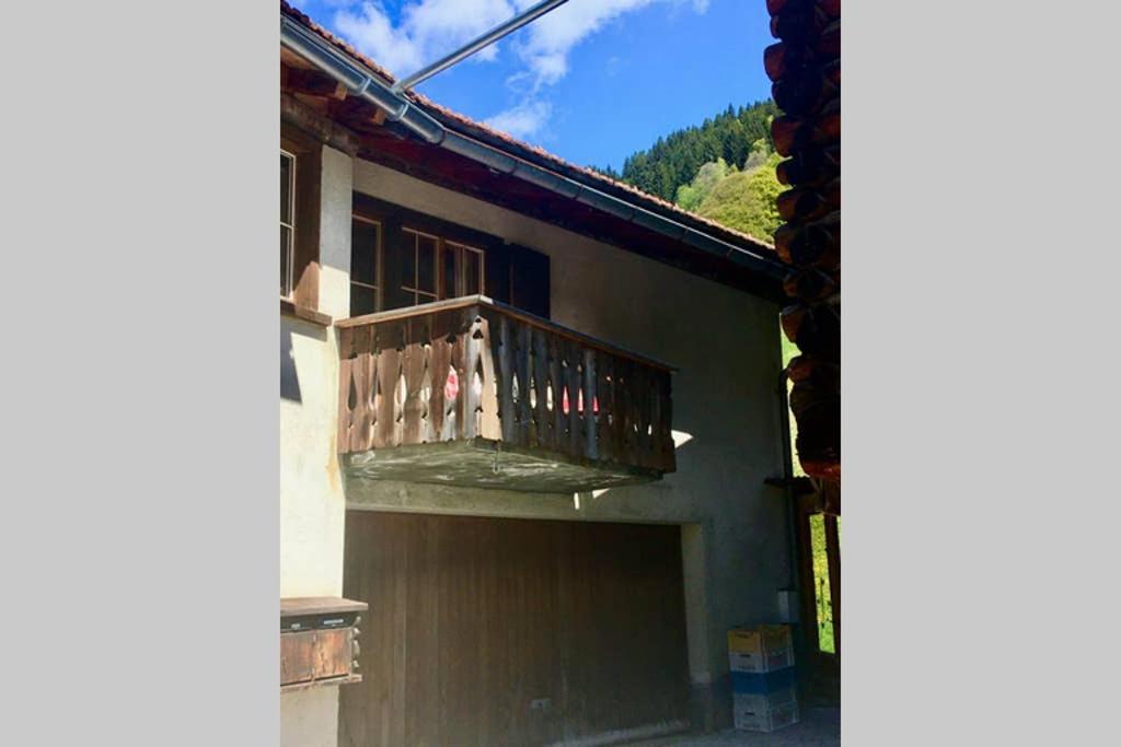 Ferienwohnung Uf Z'Enisch Клостерс Экстерьер фото