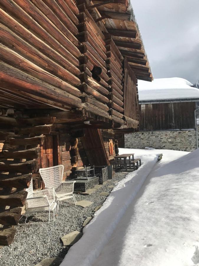Ferienwohnung Uf Z'Enisch Клостерс Экстерьер фото