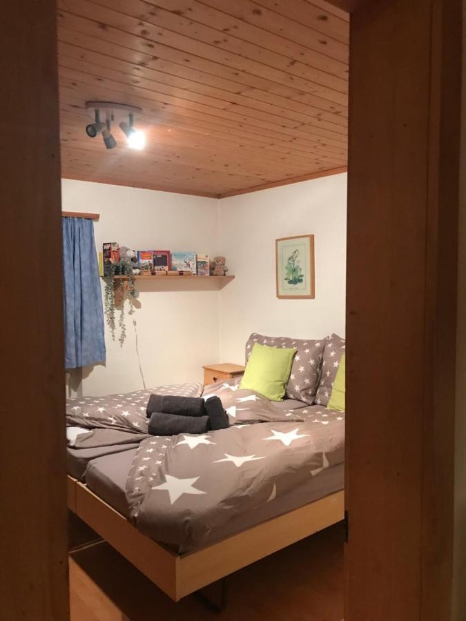 Ferienwohnung Uf Z'Enisch Клостерс Экстерьер фото