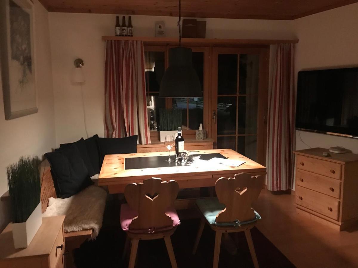 Ferienwohnung Uf Z'Enisch Клостерс Экстерьер фото