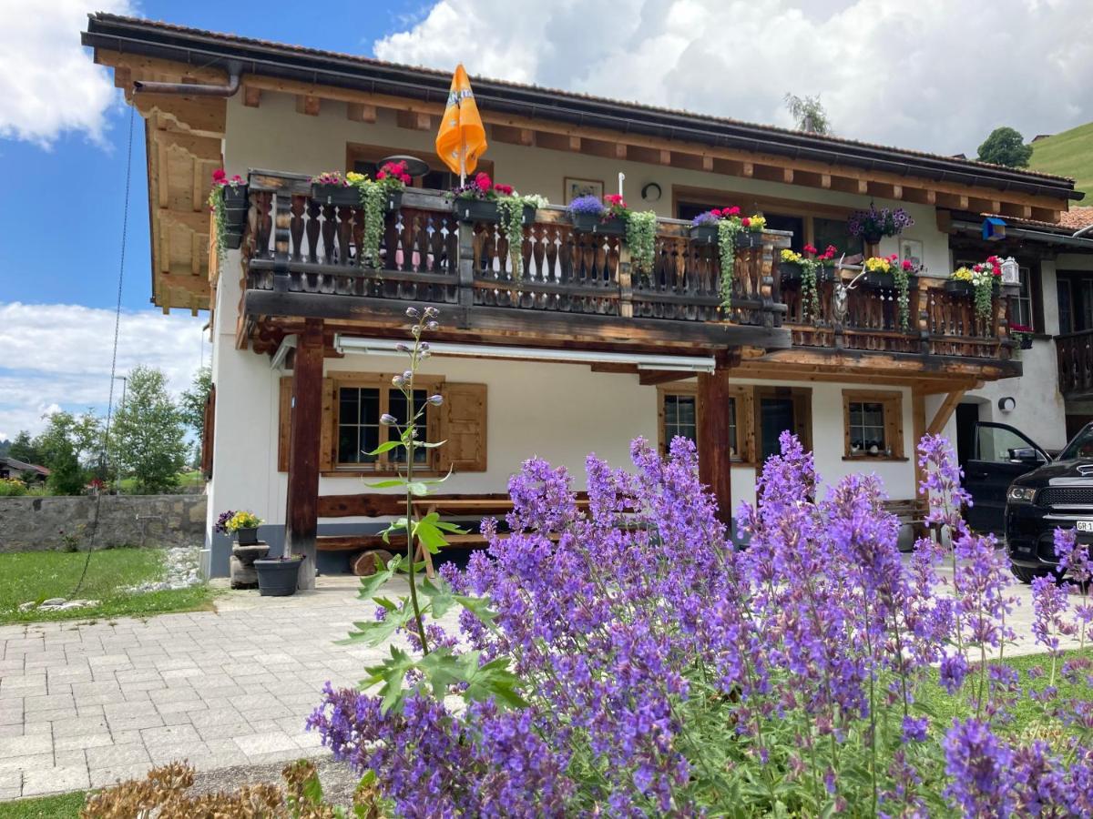 Ferienwohnung Uf Z'Enisch Клостерс Экстерьер фото